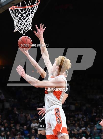 Thumbnail 3 in Pueblo South vs. Lewis-Palmer (CHSAA 4A State Final) photogallery.