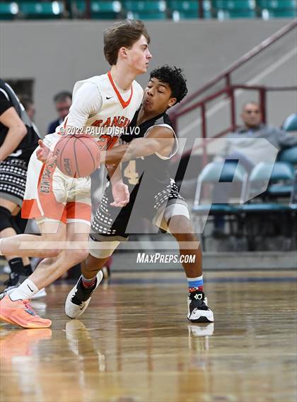Thumbnail 3 in Pueblo South vs. Lewis-Palmer (CHSAA 4A State Final) photogallery.