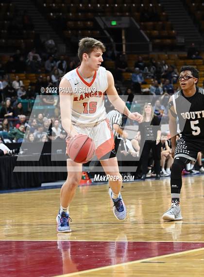 Thumbnail 1 in Pueblo South vs. Lewis-Palmer (CHSAA 4A State Final) photogallery.