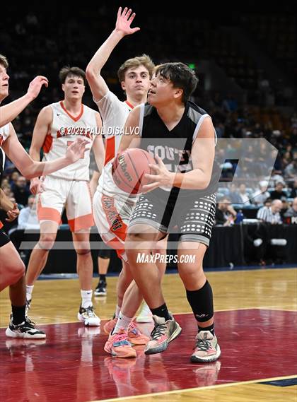 Thumbnail 3 in Pueblo South vs. Lewis-Palmer (CHSAA 4A State Final) photogallery.