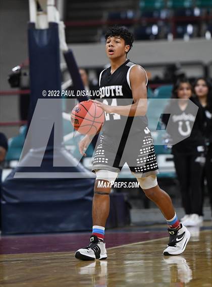 Thumbnail 3 in Pueblo South vs. Lewis-Palmer (CHSAA 4A State Final) photogallery.