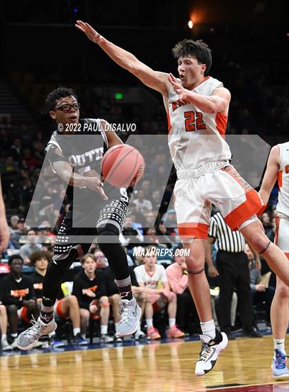 Thumbnail 1 in Pueblo South vs. Lewis-Palmer (CHSAA 4A State Final) photogallery.