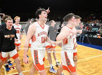 Thumbnail 3 in Pueblo South vs. Lewis-Palmer (CHSAA 4A State Final) photogallery.