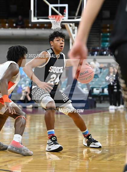 Thumbnail 1 in Pueblo South vs. Lewis-Palmer (CHSAA 4A State Final) photogallery.