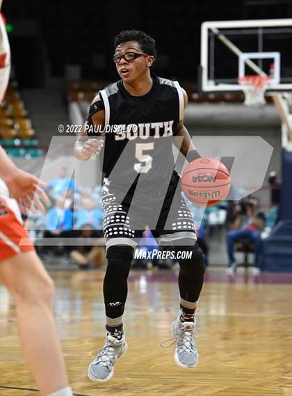 Thumbnail 1 in Pueblo South vs. Lewis-Palmer (CHSAA 4A State Final) photogallery.