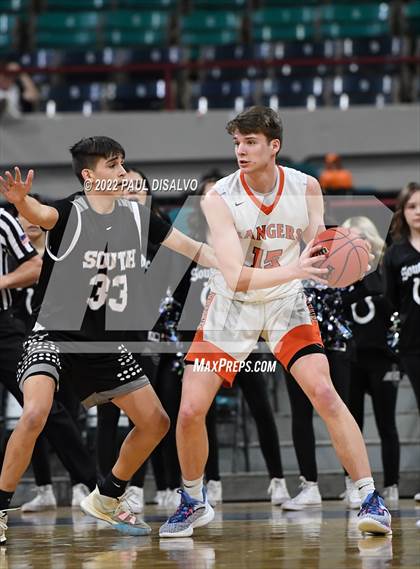 Thumbnail 3 in Pueblo South vs. Lewis-Palmer (CHSAA 4A State Final) photogallery.