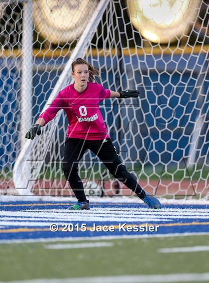 Thumbnail 2 in Taft @ El Camino Real photogallery.