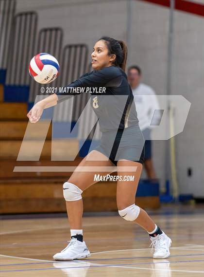 Thumbnail 2 in Harnett Central @ Terry Sanford photogallery.