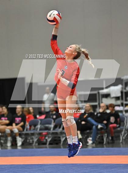 Thumbnail 2 in Hackett vs Baptist Prep (AAA 3A Staate Final) photogallery.
