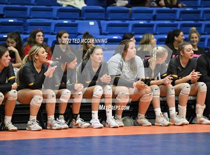 Thumbnail 2 in Hackett vs Baptist Prep (AAA 3A Staate Final) photogallery.