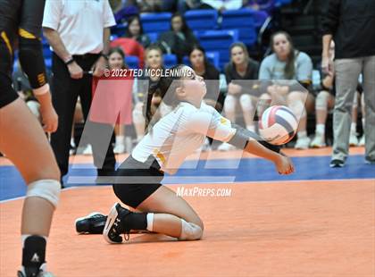 Thumbnail 2 in Hackett vs Baptist Prep (AAA 3A Staate Final) photogallery.