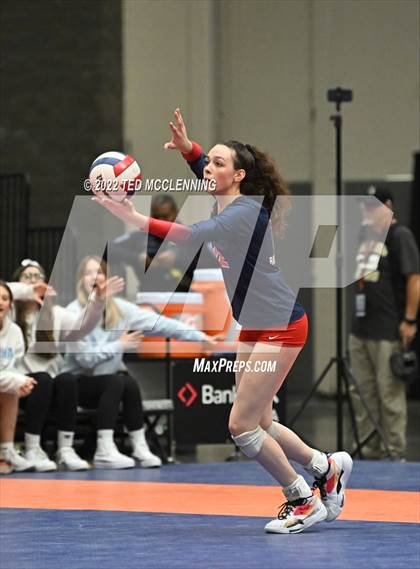 Thumbnail 3 in Hackett vs Baptist Prep (AAA 3A Staate Final) photogallery.
