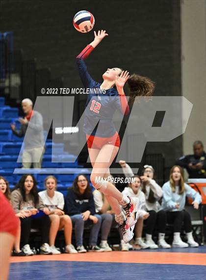 Thumbnail 1 in Hackett vs Baptist Prep (AAA 3A Staate Final) photogallery.