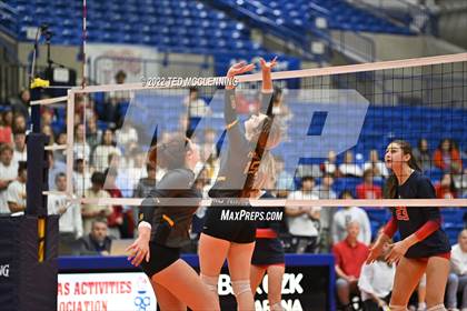 Thumbnail 3 in Hackett vs Baptist Prep (AAA 3A Staate Final) photogallery.