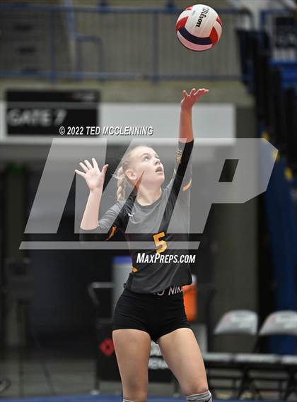 Thumbnail 3 in Hackett vs Baptist Prep (AAA 3A Staate Final) photogallery.