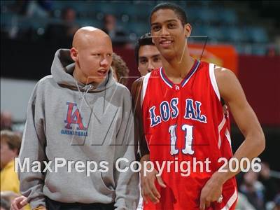 Thumbnail 3 in Los Alamitos vs. Clovis West (CIF SoCal D1 Final) photogallery.