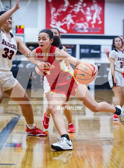 Thumbnail 3 in 'Iolani vs Incarnate Word (Iolani Classic Honolulu - Day 2) photogallery.