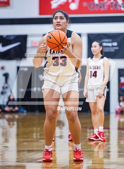 Thumbnail 3 in 'Iolani vs Incarnate Word (Iolani Classic Honolulu - Day 2) photogallery.