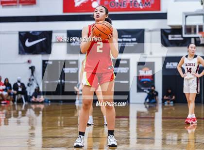 Thumbnail 1 in 'Iolani vs Incarnate Word (Iolani Classic Honolulu - Day 2) photogallery.