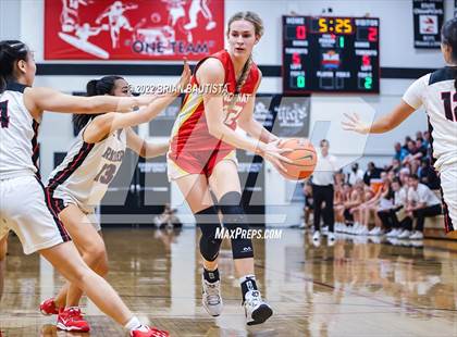 Thumbnail 1 in 'Iolani vs Incarnate Word (Iolani Classic Honolulu - Day 2) photogallery.