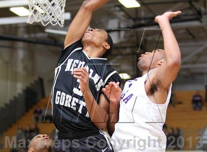 Thumbnail 2 in Neumann Goretti vs. Gonzaga (Les Schwab Invitational) photogallery.