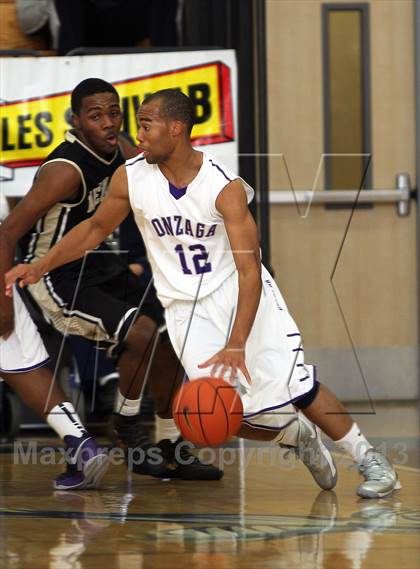 Thumbnail 3 in Neumann Goretti vs. Gonzaga (Les Schwab Invitational) photogallery.