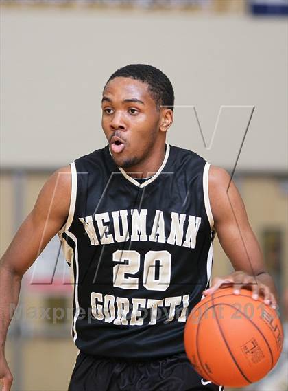 Thumbnail 1 in Neumann Goretti vs. Gonzaga (Les Schwab Invitational) photogallery.