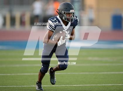 Thumbnail 1 in Del Campo @ Vista del Lago photogallery.