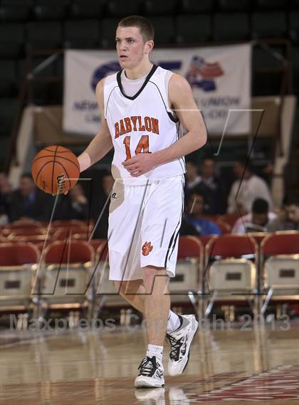 Thumbnail 3 in Babylon vs. Westhill (NYSPHSAA Class B Semifinal) photogallery.