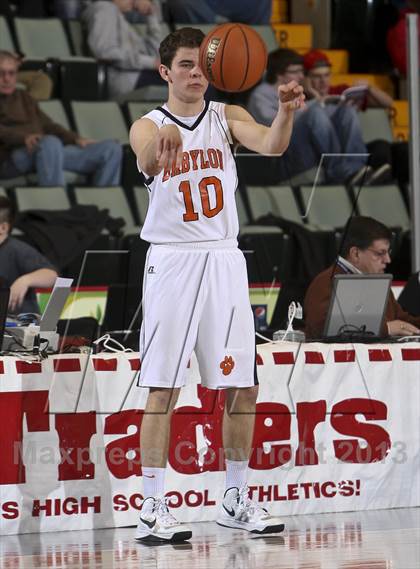 Thumbnail 1 in Babylon vs. Westhill (NYSPHSAA Class B Semifinal) photogallery.