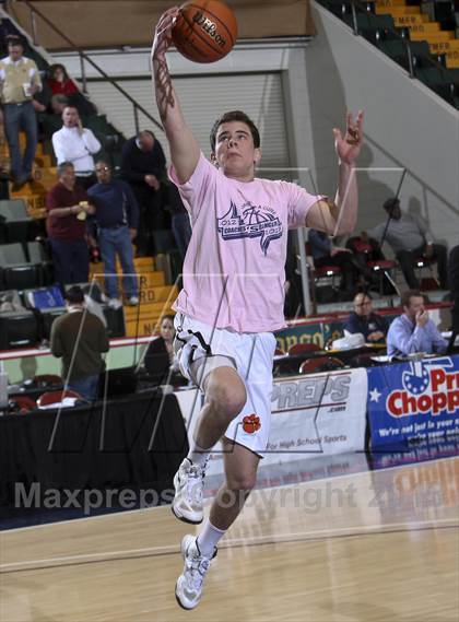 Thumbnail 2 in Babylon vs. Westhill (NYSPHSAA Class B Semifinal) photogallery.