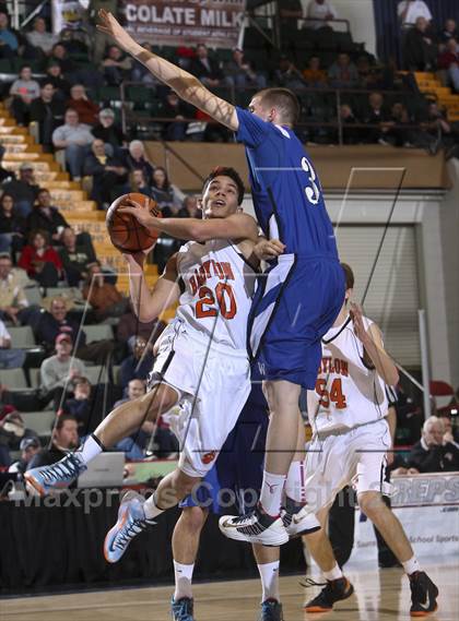 Thumbnail 3 in Babylon vs. Westhill (NYSPHSAA Class B Semifinal) photogallery.