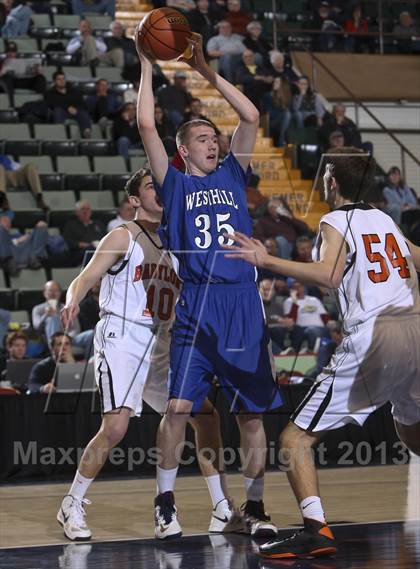 Thumbnail 3 in Babylon vs. Westhill (NYSPHSAA Class B Semifinal) photogallery.