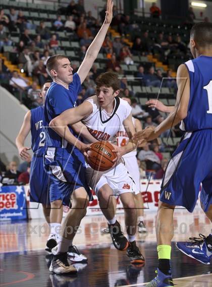 Thumbnail 3 in Babylon vs. Westhill (NYSPHSAA Class B Semifinal) photogallery.