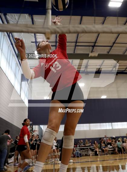 Thumbnail 3 in Orange Lutheran vs. Mountain View (Lancer Invitational) photogallery.