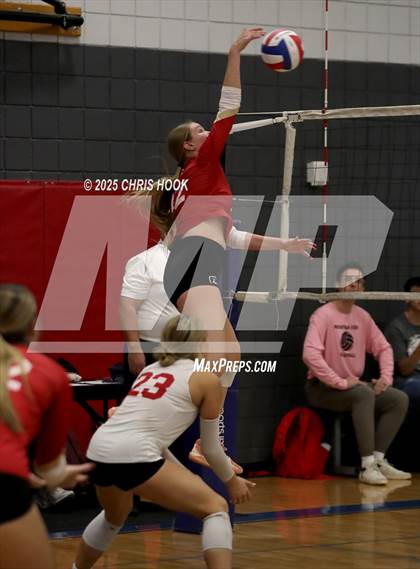 Thumbnail 2 in Orange Lutheran vs. Mountain View (Lancer Invitational) photogallery.