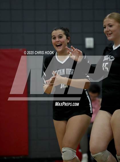 Thumbnail 3 in Orange Lutheran vs. Mountain View (Lancer Invitational) photogallery.