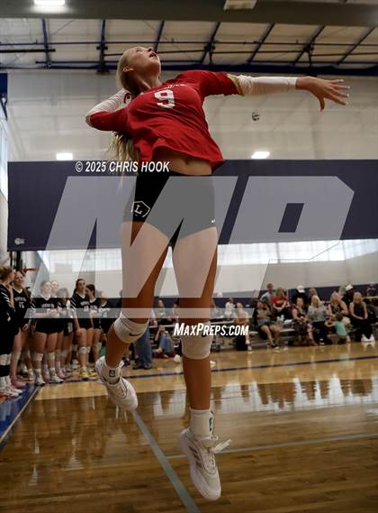 Thumbnail 1 in Orange Lutheran vs. Mountain View (Lancer Invitational) photogallery.
