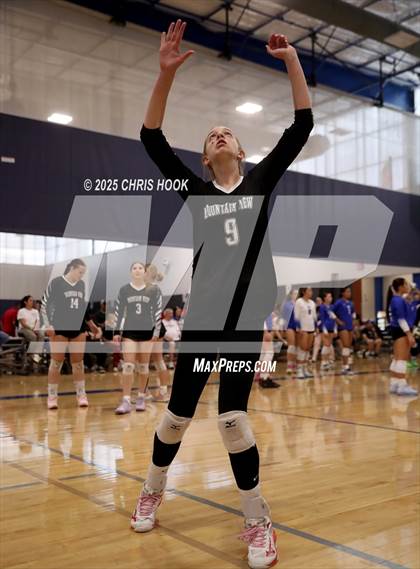 Thumbnail 3 in Orange Lutheran vs. Mountain View (Lancer Invitational) photogallery.