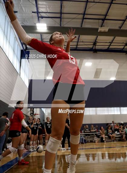 Thumbnail 2 in Orange Lutheran vs. Mountain View (Lancer Invitational) photogallery.