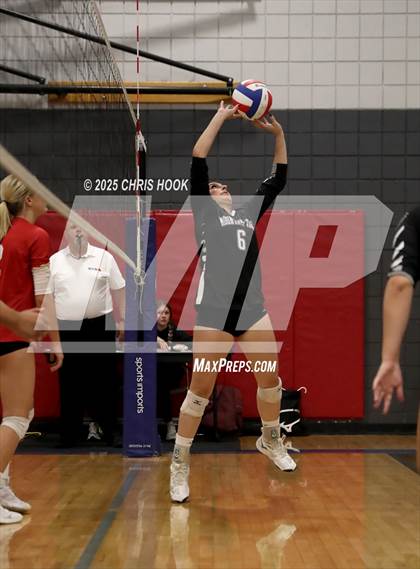 Thumbnail 3 in Orange Lutheran vs. Mountain View (Lancer Invitational) photogallery.