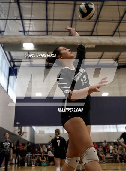 Thumbnail 2 in Orange Lutheran vs. Mountain View (Lancer Invitational) photogallery.