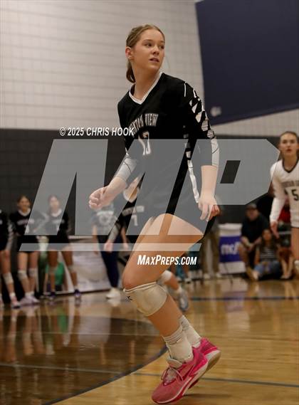 Thumbnail 3 in Orange Lutheran vs. Mountain View (Lancer Invitational) photogallery.