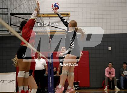 Thumbnail 1 in Orange Lutheran vs. Mountain View (Lancer Invitational) photogallery.