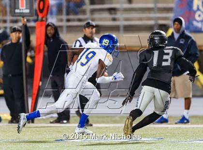Thumbnail 3 in Narbonne vs. Crenshaw (CIF LA City Section Division I Final) photogallery.