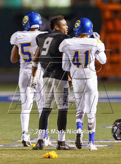 Thumbnail 2 in Narbonne vs. Crenshaw (CIF LA City Section Division I Final) photogallery.