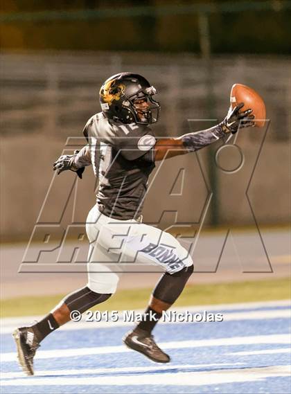 Thumbnail 3 in Narbonne vs. Crenshaw (CIF LA City Section Division I Final) photogallery.