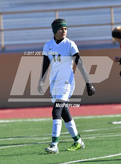 Thumbnail 2 in McCollum vs Lee [Robert E.] (Harlandale Showcase Tournament) photogallery.