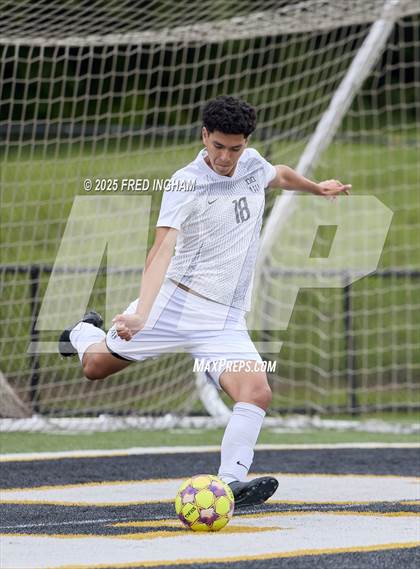 Thumbnail 3 in Washington-Liberty @ Westfield (VHSL Class 6 Region D Regional Quarterfinal) photogallery.