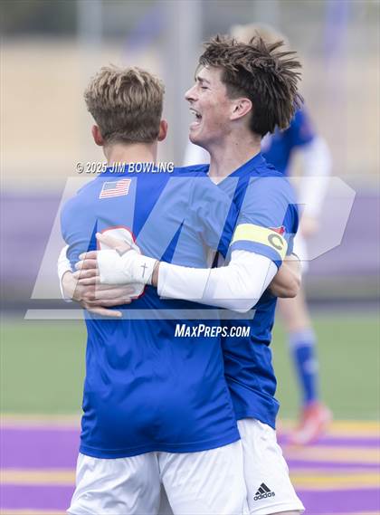 Thumbnail 2 in Athens vs. Pleasant Plains (IHSA 1A Regional Final) photogallery.